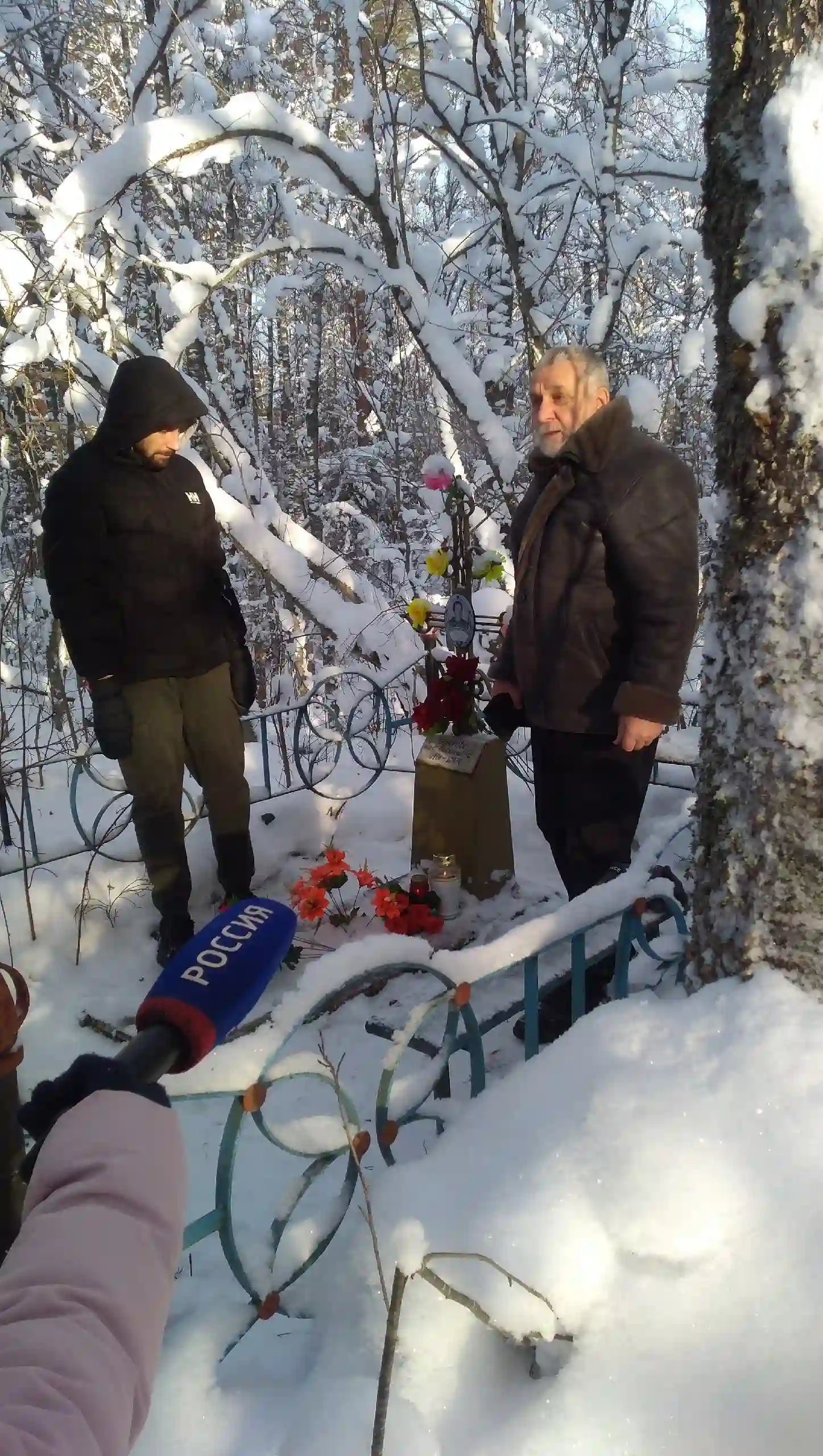 Могила сказительницы Анны Васильевны Чесноковой